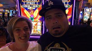 • LIVE Casino Slot Play from Summer Slam!!! TracyD and Ditty Slot Challenge!