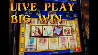 Crystal Treasures - Awesome Big Win feature - Slot Machine Bonus