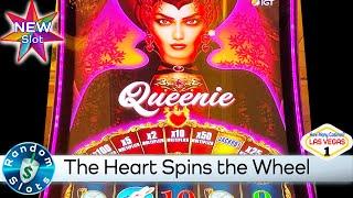 ️ New -  Queenie Slot Machine Wheel Feature
