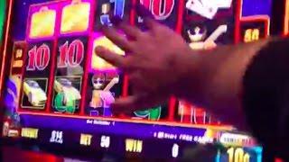 Don't slap the screen Neil!! LOTS and LOTS of LIGHTNING LINK slot machine bonuses
