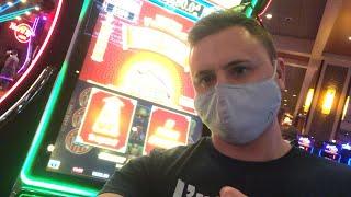 LIVE FROM THE CASINO!