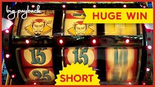 SUPER RARE! The Joker's Wild Slot - HUGE WIN BONUS! #Shorts