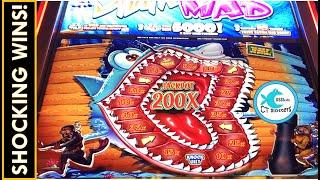 JACKPOT BONUS ROUNDS!LIVE PLAY ON $2.50 & $5 BETS! SHARK RAVING MAD SLOT MACHINE PAYS @ MOHEGAN!