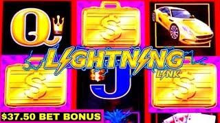 High Limit Lightning Cash Slot Machine Bonuses Up To $37.50 Bet | $2,500.00 vs Lightning Link Slot