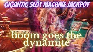 Champagne HUGE Jackpot Slot Machine Epic