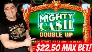 High Limit MIGHTY CASH Slot Machine $22.50 Max Bet Bonuses ! Live Slot Play In Las Vegas ! EP-29
