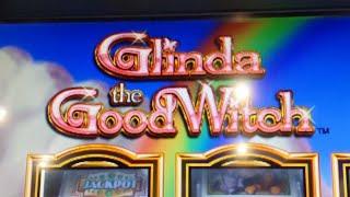 Live Play on Glinda the Good Witch slot machine!