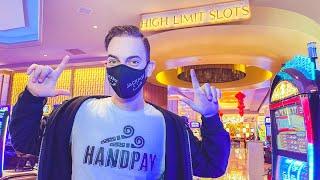 MASSIVE LIVE HANDPAY!  High Limit Slots