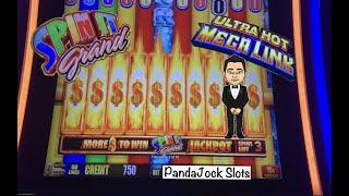 Spin it Grand and Mega Link were HOTat the Fremont