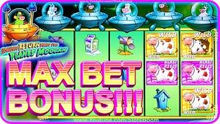 LIVE PLAYING THE COWS!!! BONUSES!!! - Invaders Return From the Planet Moolah - WMS CASINO SLOTS!!!