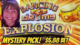 MYSTERY PICK BONUS ON DANCING DRUMS EXPLOSION!