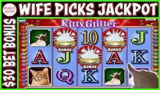 JACKPOT WIFE PICKED THIS GAME! WE PUT $300 INTO KITTY GLITTER HIGH LIMIT SLOT MACHINE