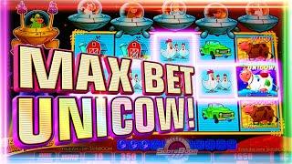 MAX BET UNICOW!!! OVER$1000 on Invaders Return From Planet Moolah Slot Machine
