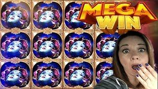 MEGA BIG WIN  WMS SLOT BLOWS SLOT QUEEN AWAY