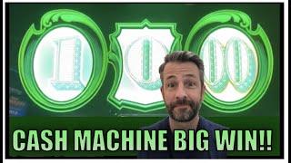 BIG WIN on CASH MACHINE SLOTS!