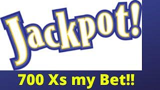 GINORMOUS HAND PAY on a SMALL BET!