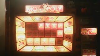 £5 Challenge Monopoly Road to Riches Fruit Machine at Bunn Leisure Selsey