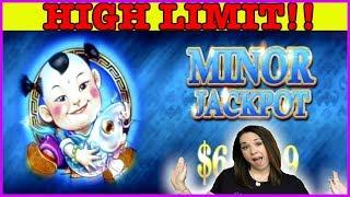 RACING MY NEIGHBOR TO A HIGH LIMIT JACKPOT  GO SLOT QUEEN GO !