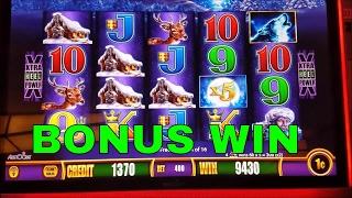 Timber Wolf Slot Machine Bonus Win $4 Bet  Live Play