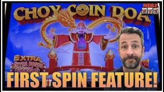 THE CHOI COIN DOA MAN threw down coins on the FIRST SPIN! Live play on the slots!