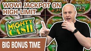 High-Limit MIGHTY CASH Slot Machine JACKPOT  + 16 Free Games!