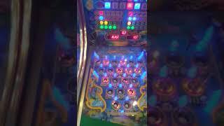 Gane la de $100 en Máquina Pinball Mundo MARINO