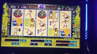 £5 in pharaohs fortune single spin bonus.