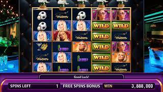 KENDRA ON TOP Video Slot Casino Game with a CHAMPAGNE FREE SPIN BONUS