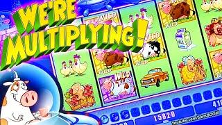WILD COWS!!! Bonuses on Invaders Attack From the Planet Moolah - SG CASINO SLOTS - FREE GAMES