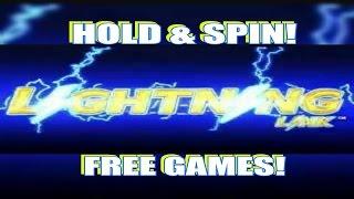 **LIGHTNING LINK** HOLD & SPIN | FREE GAMES This game is sponsored by Big Fish Games