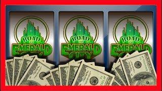 A VISIT FROM EVERYONE! Road To Emerald City Slot Machine JUST BONUSES! Wizard of Oz Slots With SDGuy