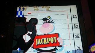 Aristocrat Bank Buster Choy Sun Doa Slot Machine Bonus (3 clips)