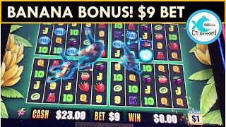 WTF is going on here?Jumping Monkey Banana Bonus on $9 bet? Comeback on Buffalo Gold Revolution!