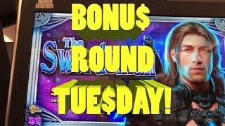Bonus Round Tuesday! Playing The Swordsman! | The Big Jackpot