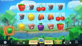 Strolling Staxx: Cubic Fruits slot from NetEnt - Gameplay