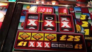 Party Games £25 Jackpot! £120+ Bank With Jackpot At Mr P's Bognor Regis.