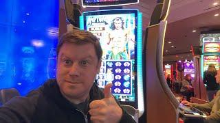 Live Afternoon Slot Play at Hollywood Casino St. Louis!