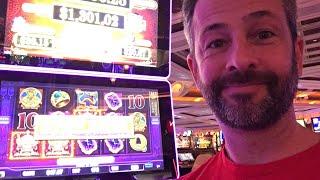 Live slots from Vegas!