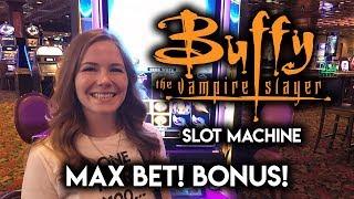 FIRST TRY on BUFFY the Vampire Slayer! Slot Machine in Las Vegas! Max Bet BONUS!