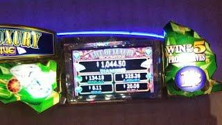 Live play