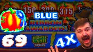 THE MOST BLUE SPINS ON YOUTUBE!  Farmville Slot Machine Massive Win W/ SDGuy1234