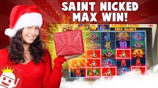 LUCKY PLAYER LANDS MAX WIN ON SAINT NICKED!