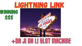 2 Slot Machine Action -