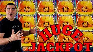 OMG I Put $42,000 In Huff N Puff Slot & Won THOSE JACKPOTS - Las Vegas JACKPOTS 2023