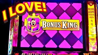 GUYS I LOVE THE BONUS KING!!! * MAYBE I AM THE BONUS KING??!? -- Las Vegas Casino Slot Machine Bonus