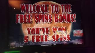 5c Wolf Run slot machine free spins w retrigger