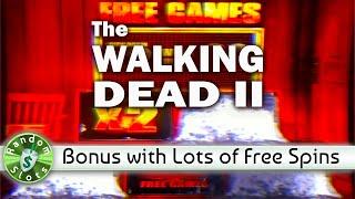 The Walking Dead II slot machine bonus with lots of free spins