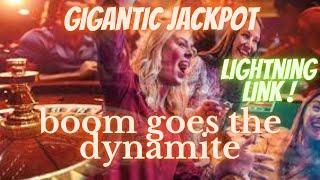 MAX BET JACKPOT Slot Machine Lightning Link