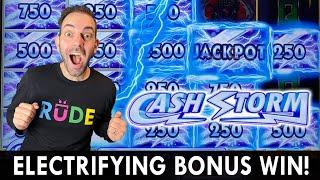 CASH STORM  Electricifying Bonus WIN  Plus Money Rain on Hard Rock Social!