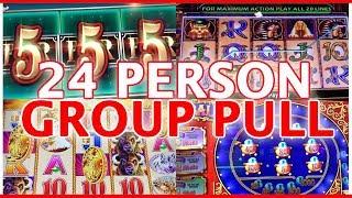 24 Person GROUP SLOT PULL  Cosmo Las Vegas  Slot Machine Pokies w Brian Christopher